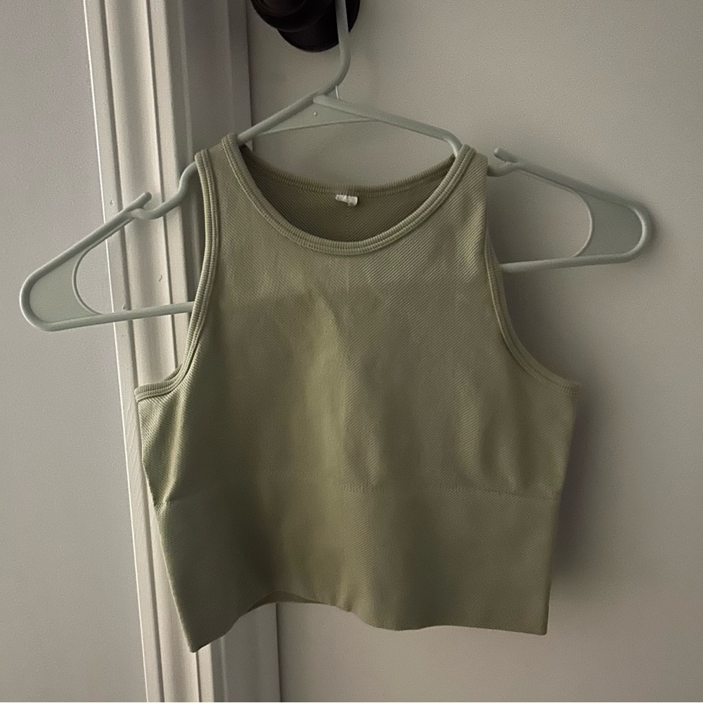 Scheels tank top size XS
